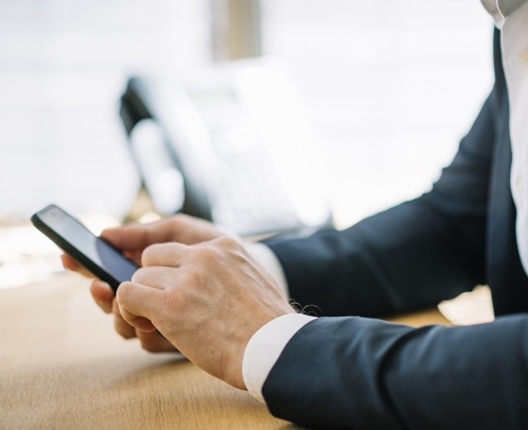 mobile-analytics-528×430