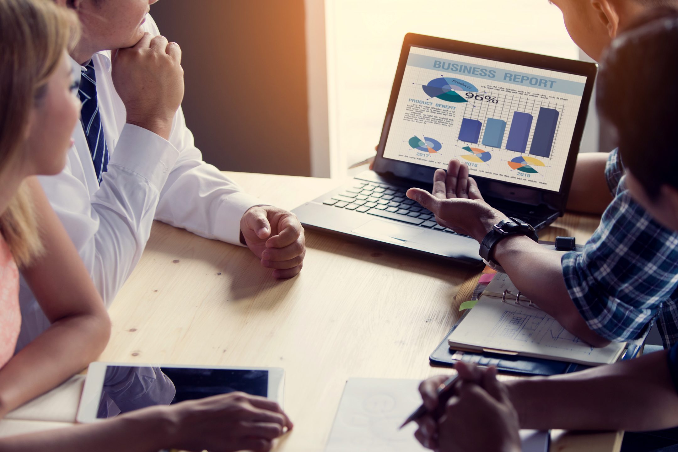 How to scale your ecommerce business: Three strategies for success